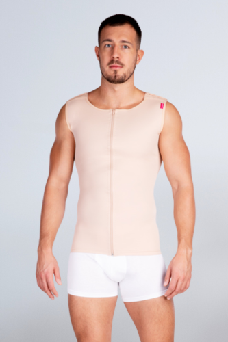Mann in der Kompressionsweste MTmL Comfort
